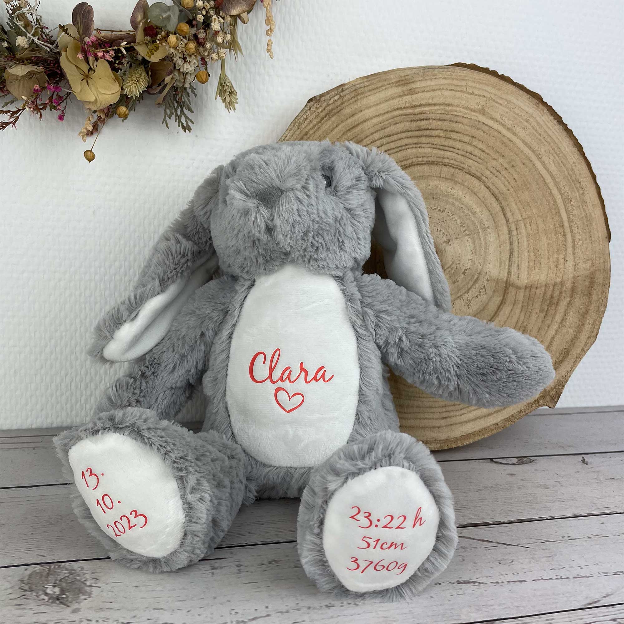 Kuscheltier Hase mit Namen & Geburtsdaten – ein unvergessliches Geburtsgeschenk