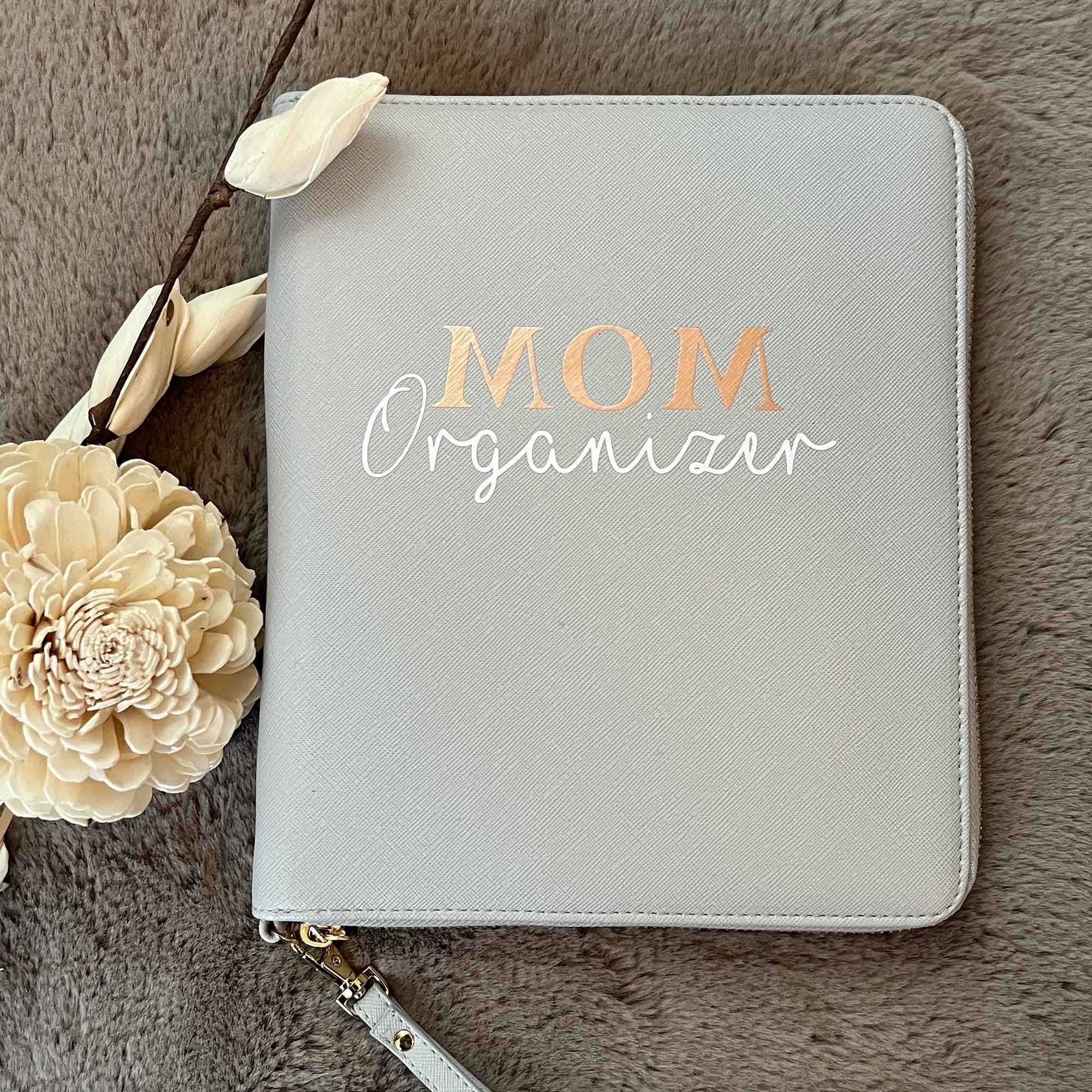 MOM Organizer personalisiert | Mutterpasshülle & U-Heft Organizer | Schutzhülle für Mutterpass & Kinderunterlagen