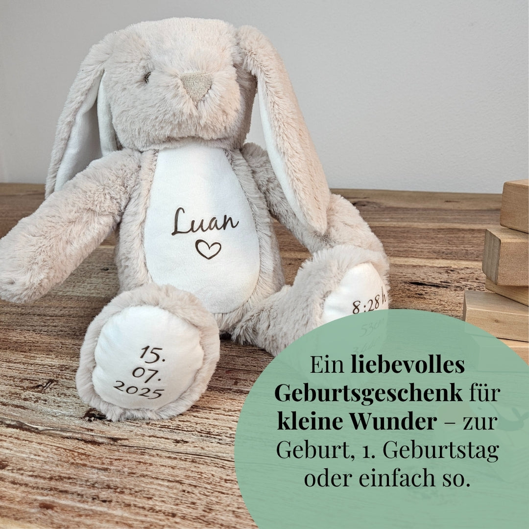 Personalisierter Kuschelhase als Geburtsgeschenk – Kuscheltier mit Namen und Geburtsdaten für Babys