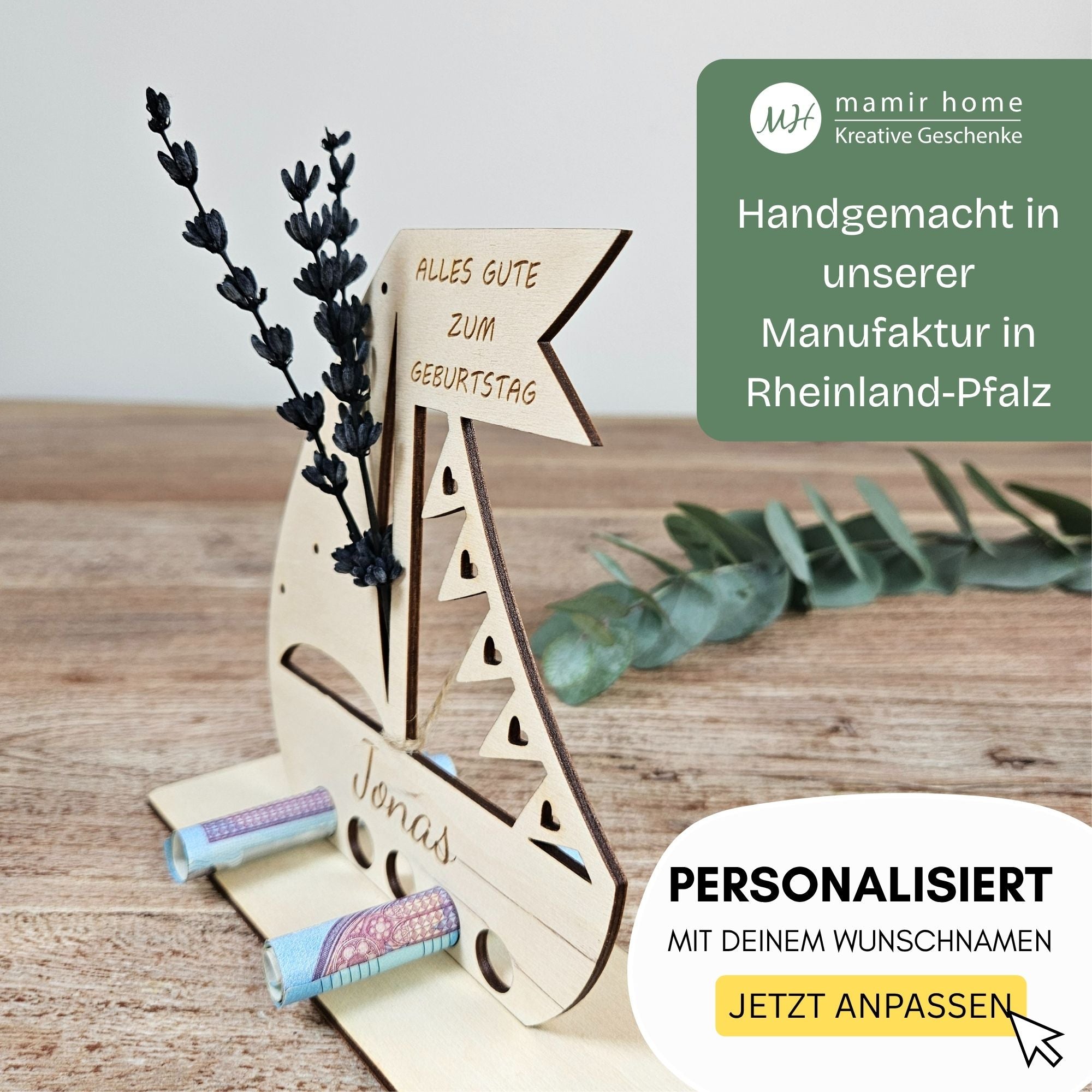 Personalisierte Geldgeschenk-Idee aus Holz, handgemacht in Rheinland-Pfalz, Segelboot mit Namen und Trockenblumen