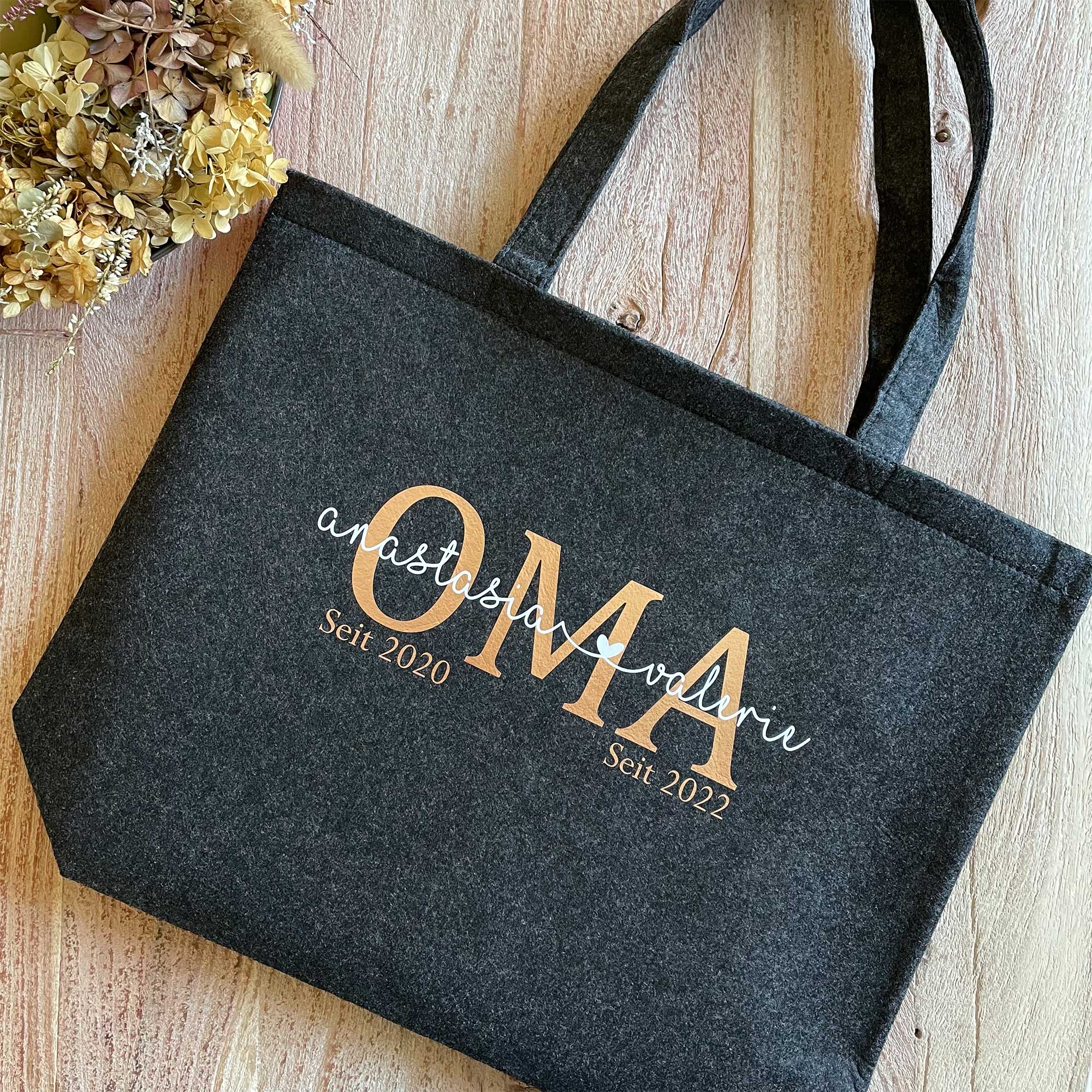 Tasche Oma personalisiert mit Namen & Jahreszahl – Filztasche für Oma