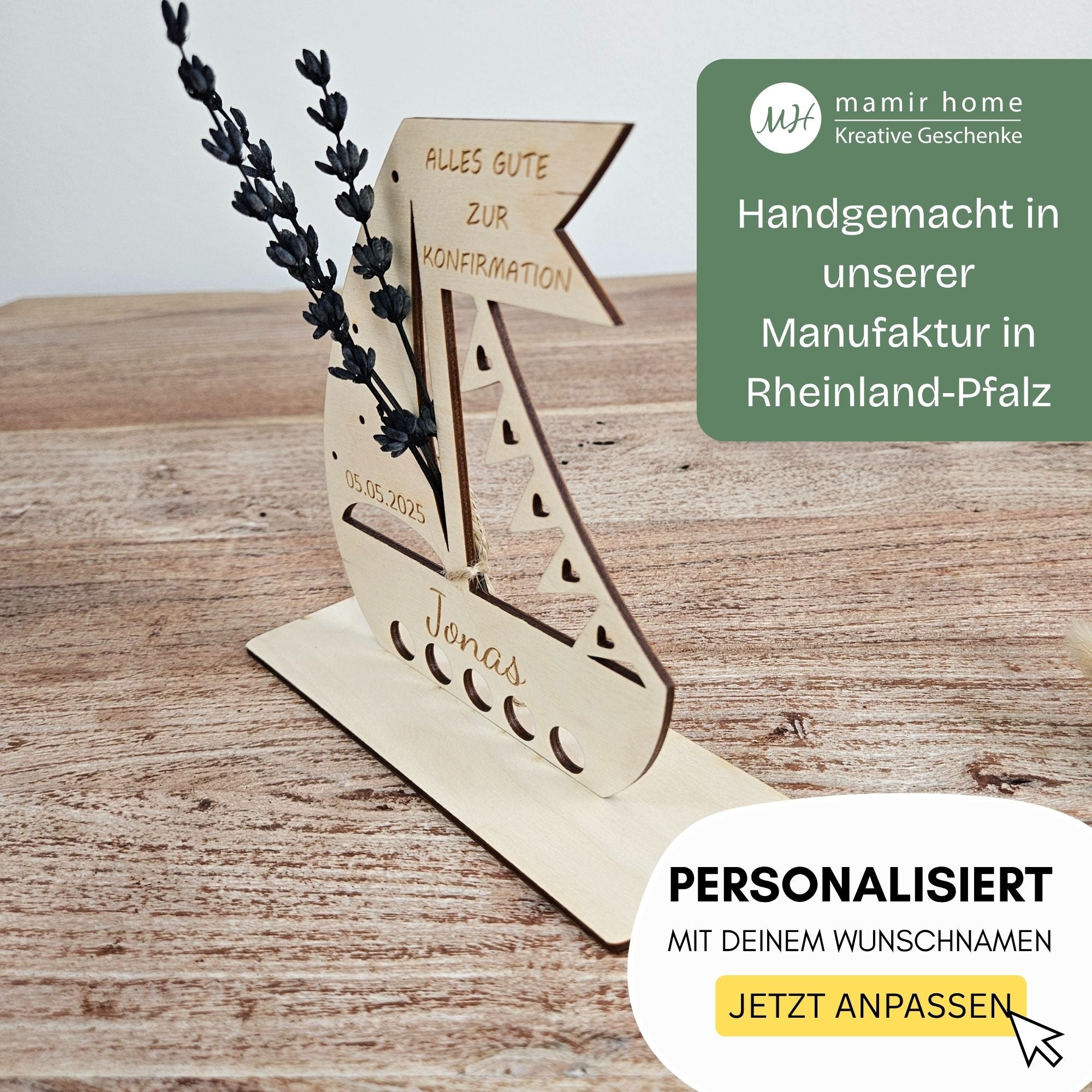 Handgemachtes Holzschiff mit Gravur zur Konfirmation, gefertigt in der Manufaktur in Rheinland-Pfalz