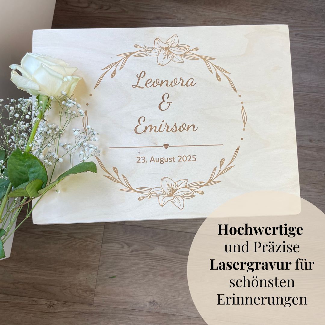 Gravierte Geschenkbox mit Blumendekor, Namen und Datum – perfekte Aufbewahrung für Hochzeitsandenken und Fotos.