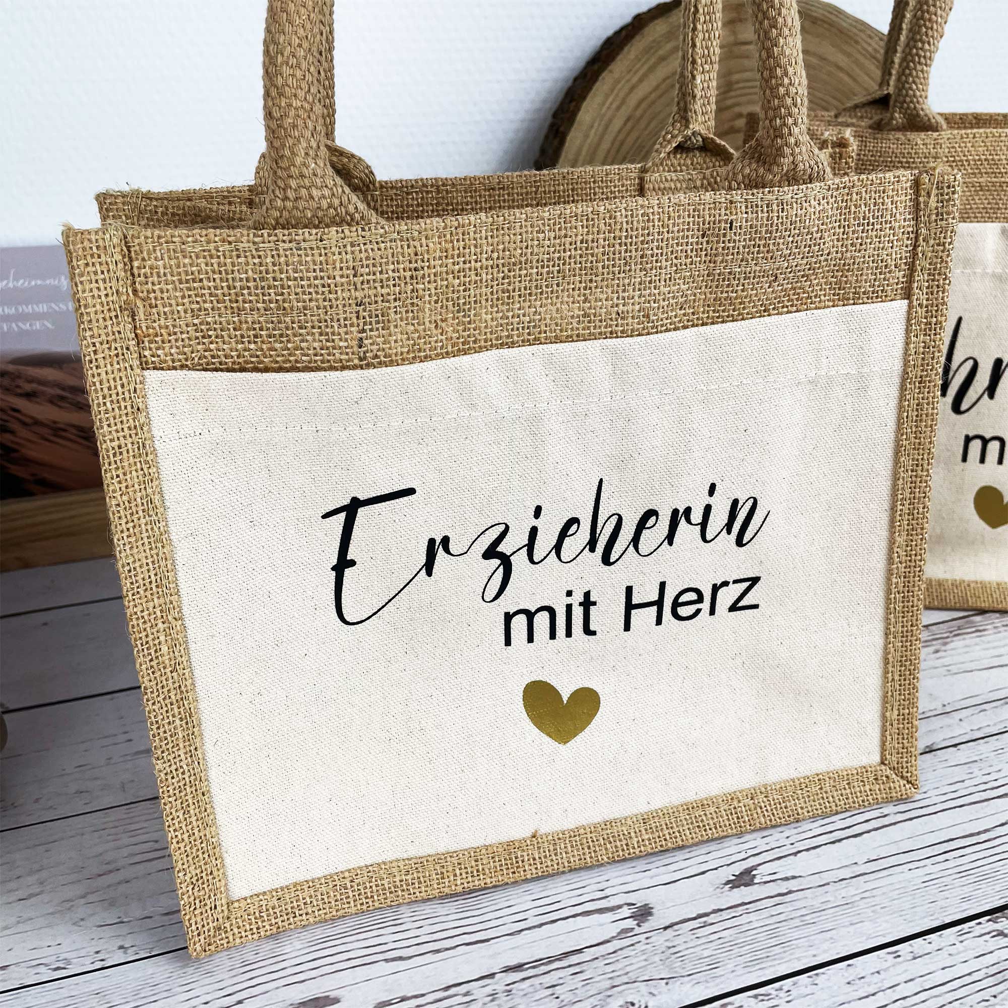 Geschenkidee für Erzieherin: Jutetasche mit Aufdruck und persönlichem Namen