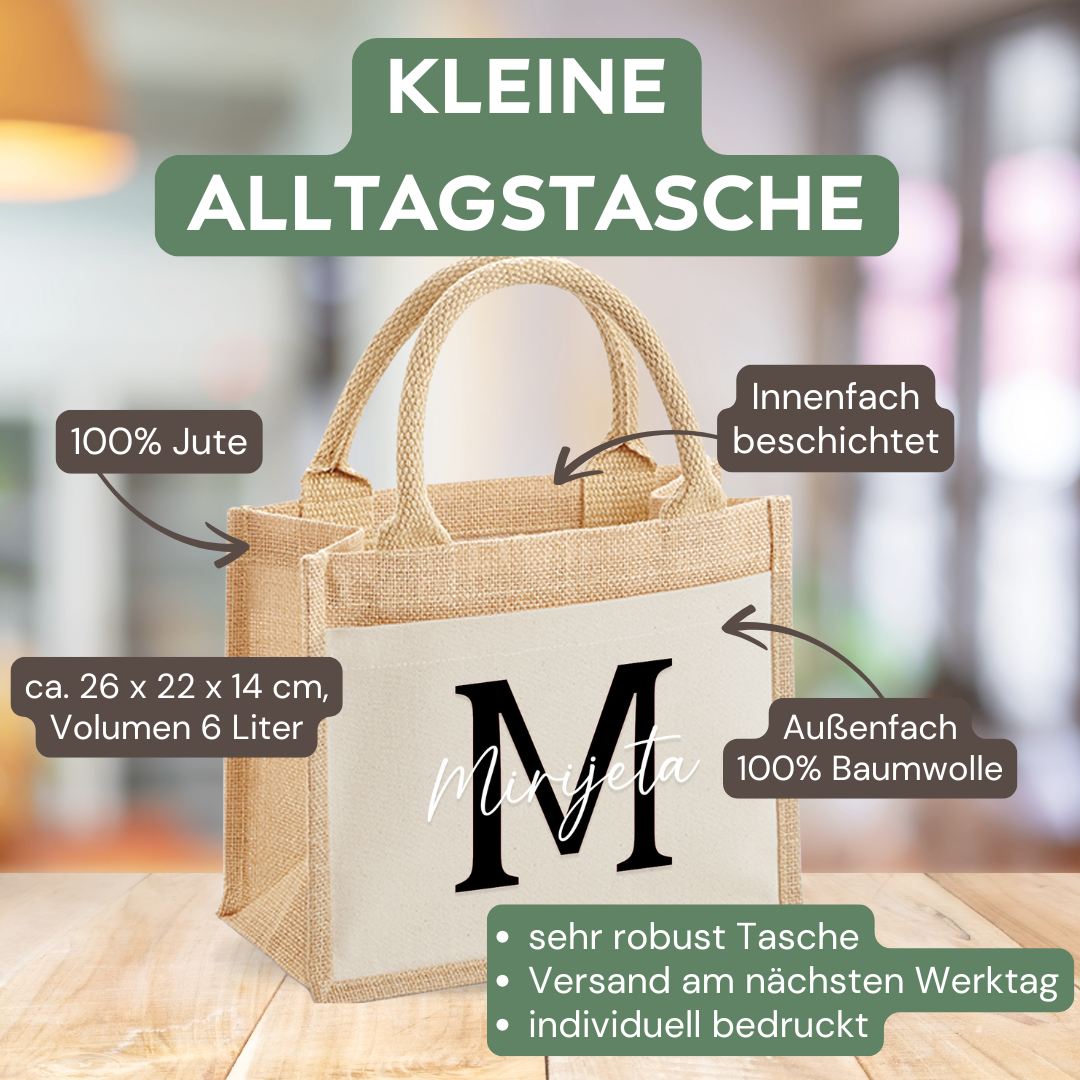 Kleine personalisierte Jutetasche mit Initial und Namen – perfekt als Geschenk oder praktische Alltagstasche für Frauen.