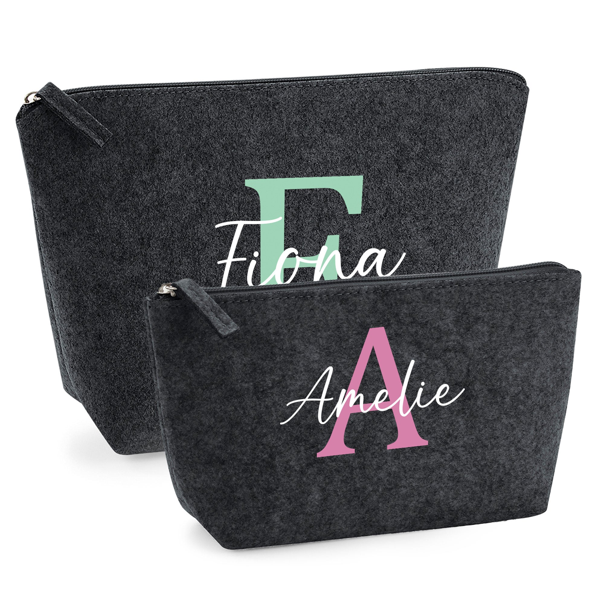 Kosmetiktaschen-Set aus Filz in Anthrazit – personalisiert mit Namen und Initialen.