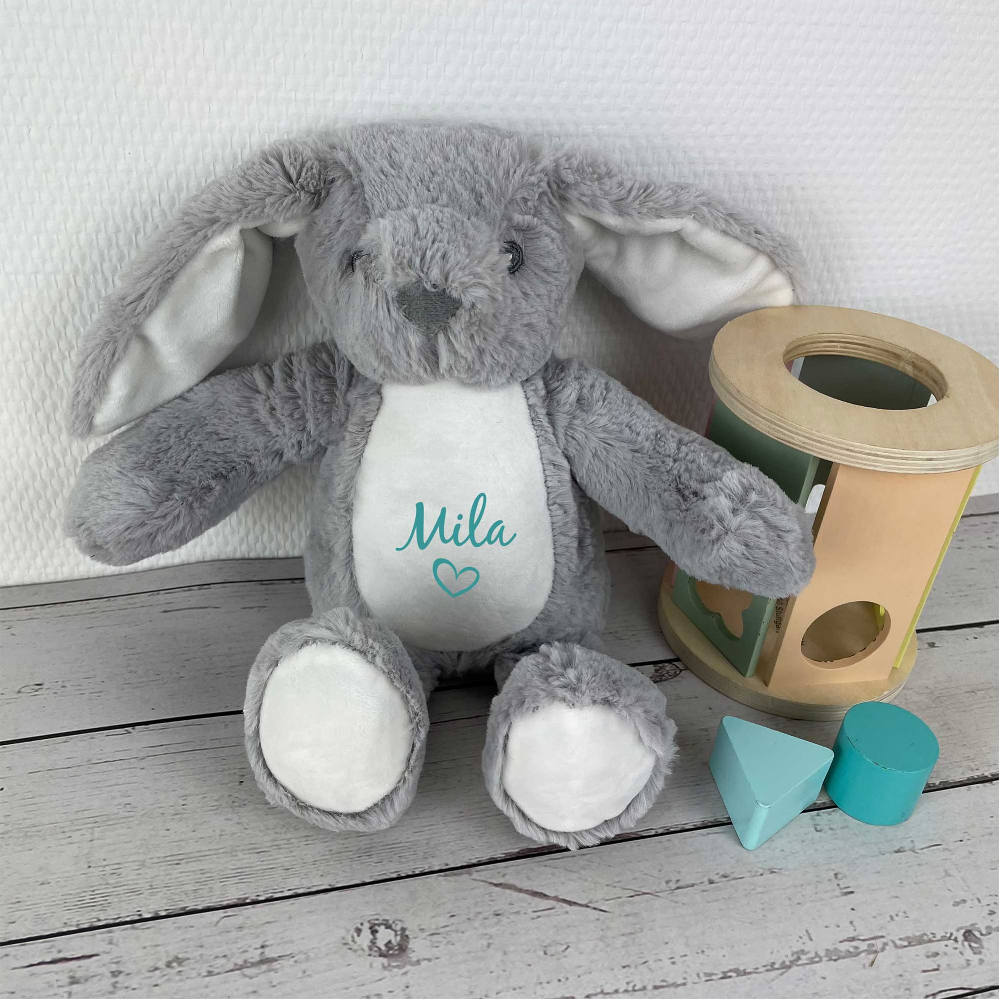 Kuscheltier mit Name Mila in Mint – personalisiertes Geschenk zur Geburt oder Taufe
