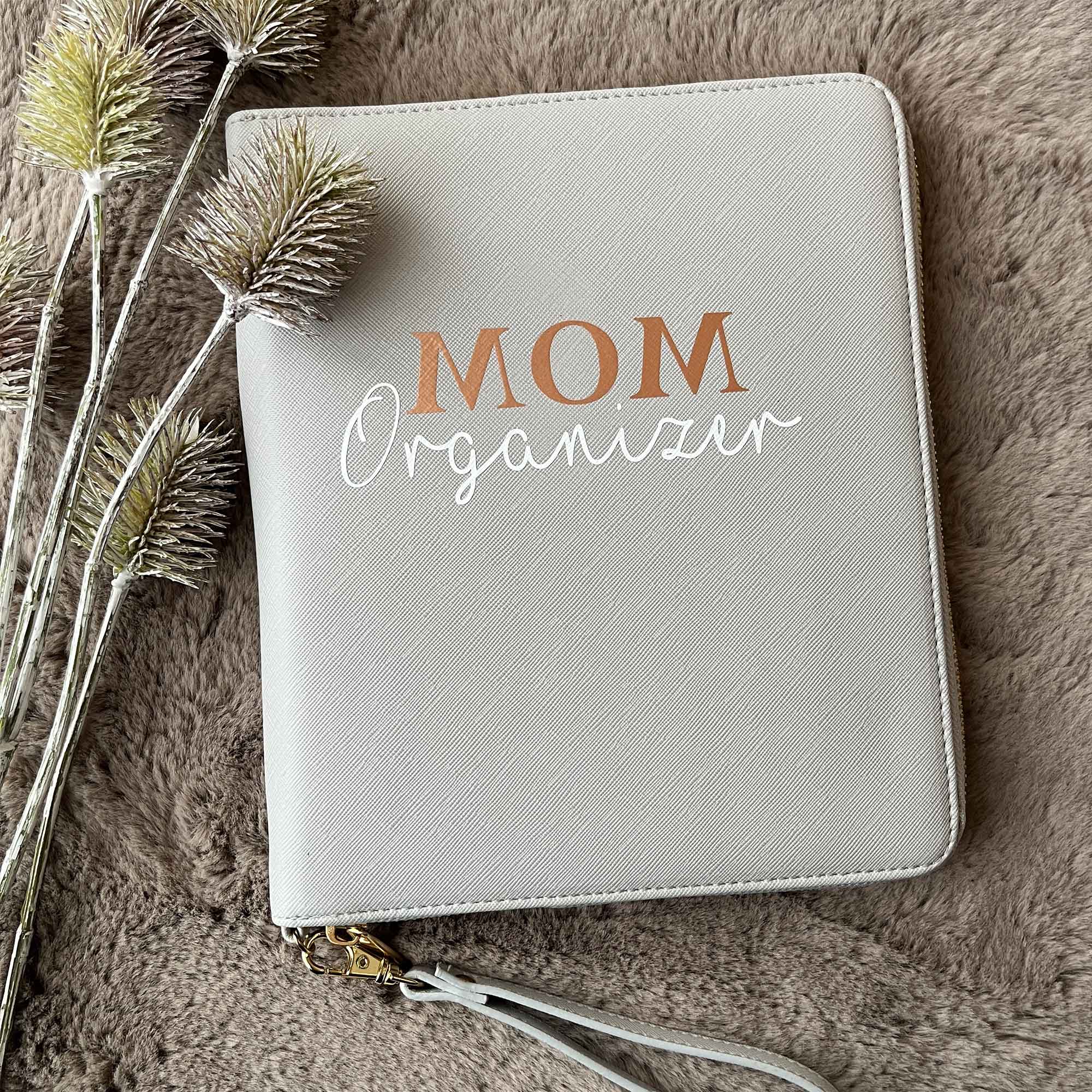 MOM Organizer personalisiert | Mutterpasshülle & U-Heft Organizer | Schutzhülle für Mutterpass & Kinderunterlagen