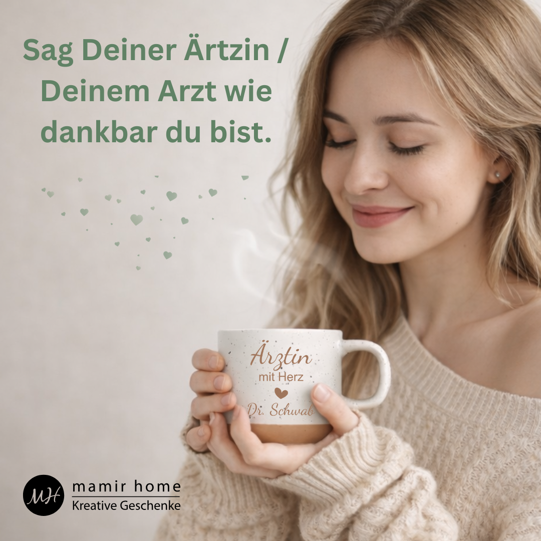 Tasse Arzt mit Herz personalisiert mit Name. Hochwertige Steingut Tasse als Geschenk für Arzt, Hausarzt oder medizinisches Personal. Liebevolle Geschenkidee als Danke an Arzt oder für eine Arztpraxis.