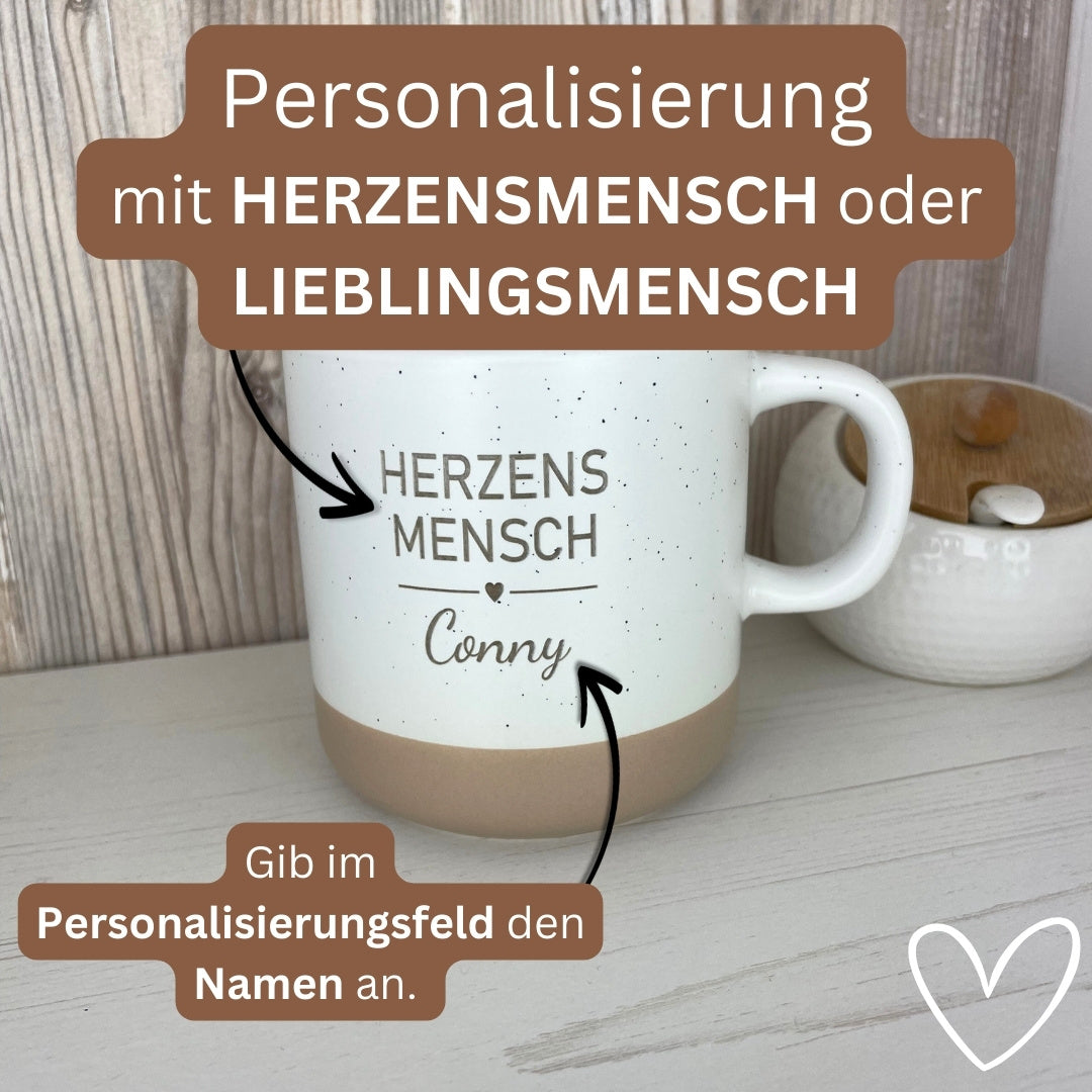 Gravierte Steingut Tasse personalisiert mit Namen Conny, wählbar mit Aufschrift Herzensmensch oder Lieblingsmensch