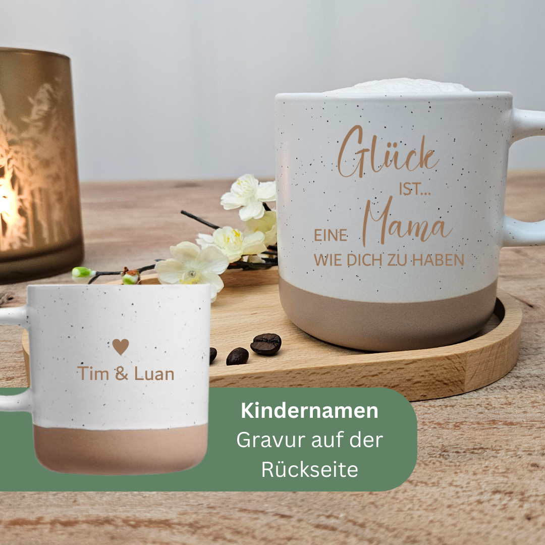 Personalisierte Tasse mit Namen auf der Rückseite – Steingut Tasse mit Kindernamen graviert