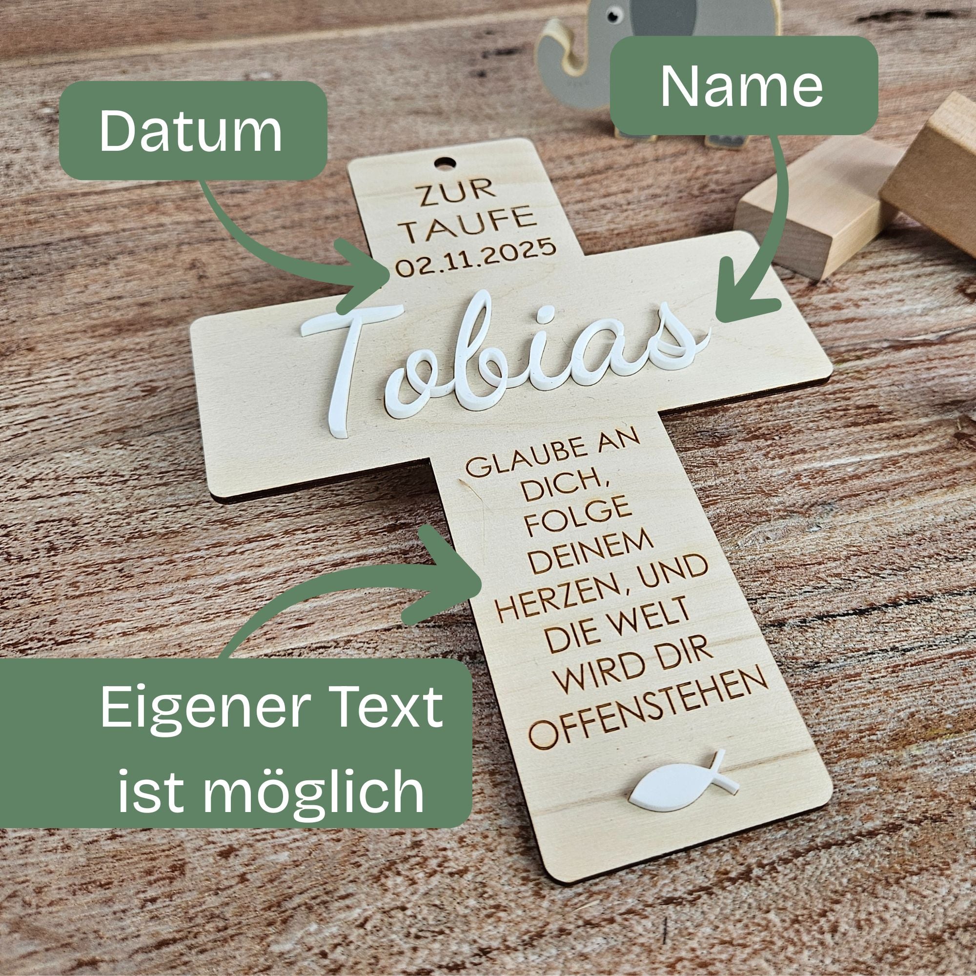 Holzkreuz zur Taufe mit Option fuer eigenen Wunschtext, Name und Datum