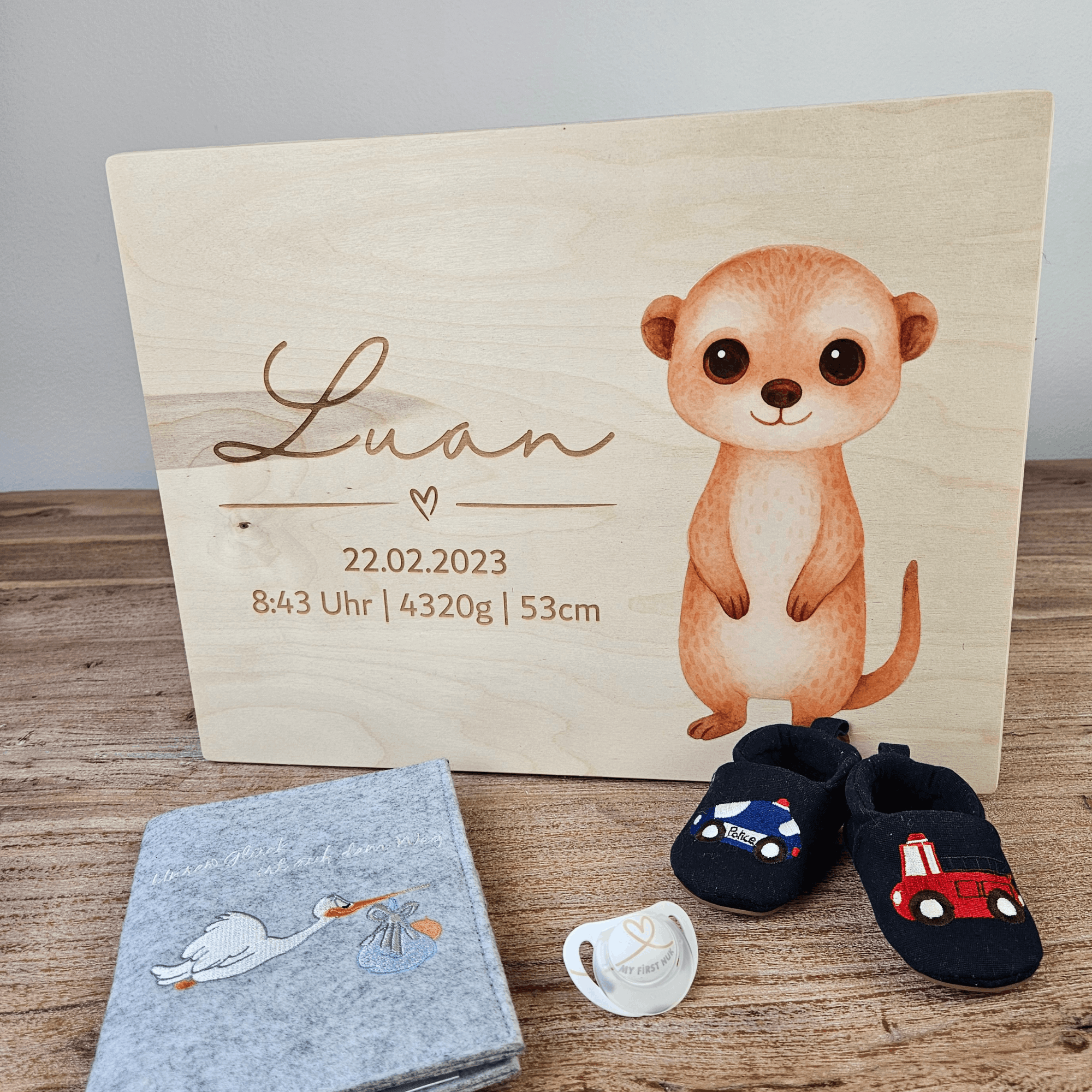 Personalisierte Erinnerungskiste Baby aus Holz – mit Tiermotiv & Geburtsdaten