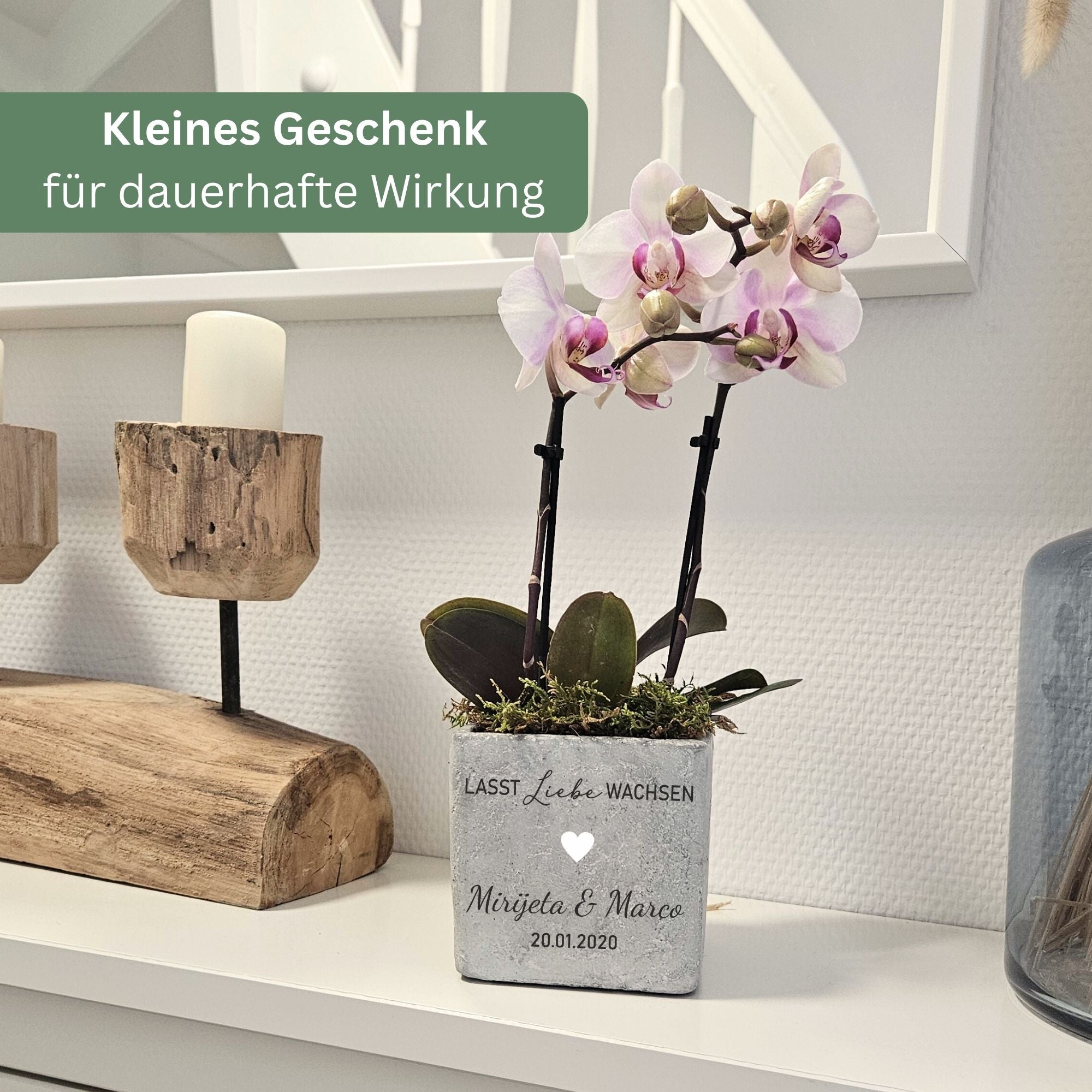 Geschenk zur Hochzeit – Blumentopf mit Gravur „Lasst Liebe wachsen“ | Hochzeitsgeschenk personalisiert aus Beton