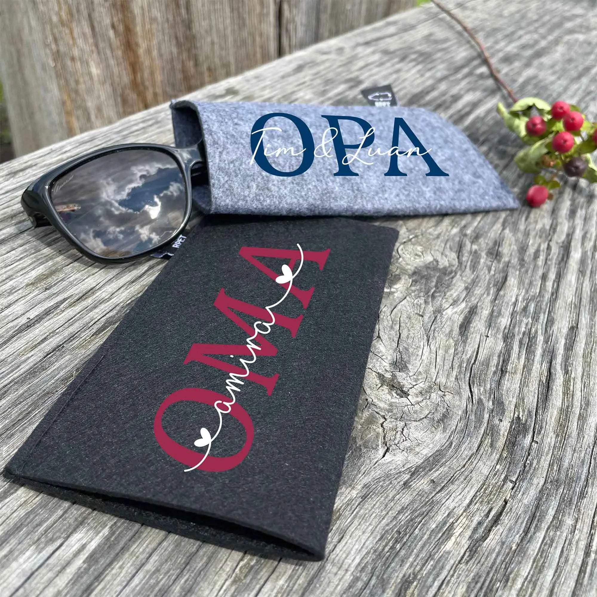 Brillenetui OMA OPA MAMAM PAPA mit Namen personalisiert – Filz Hülle für Brillen