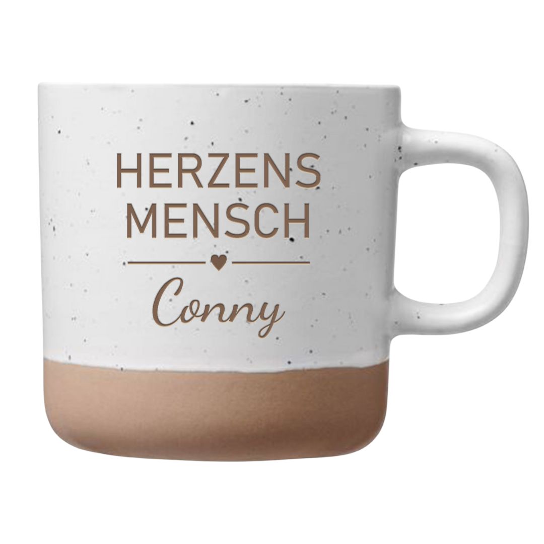 Personalisierte Herzensmensch Tasse aus Steingut mit Gravur und Namen Conny, Geschenkidee für Freundin oder Mama