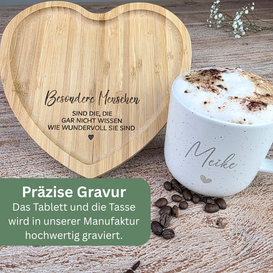 Abschiedsgeschenk Kollegin mit personalisierter Tasse und Herztablett mit emotionalem Spruch