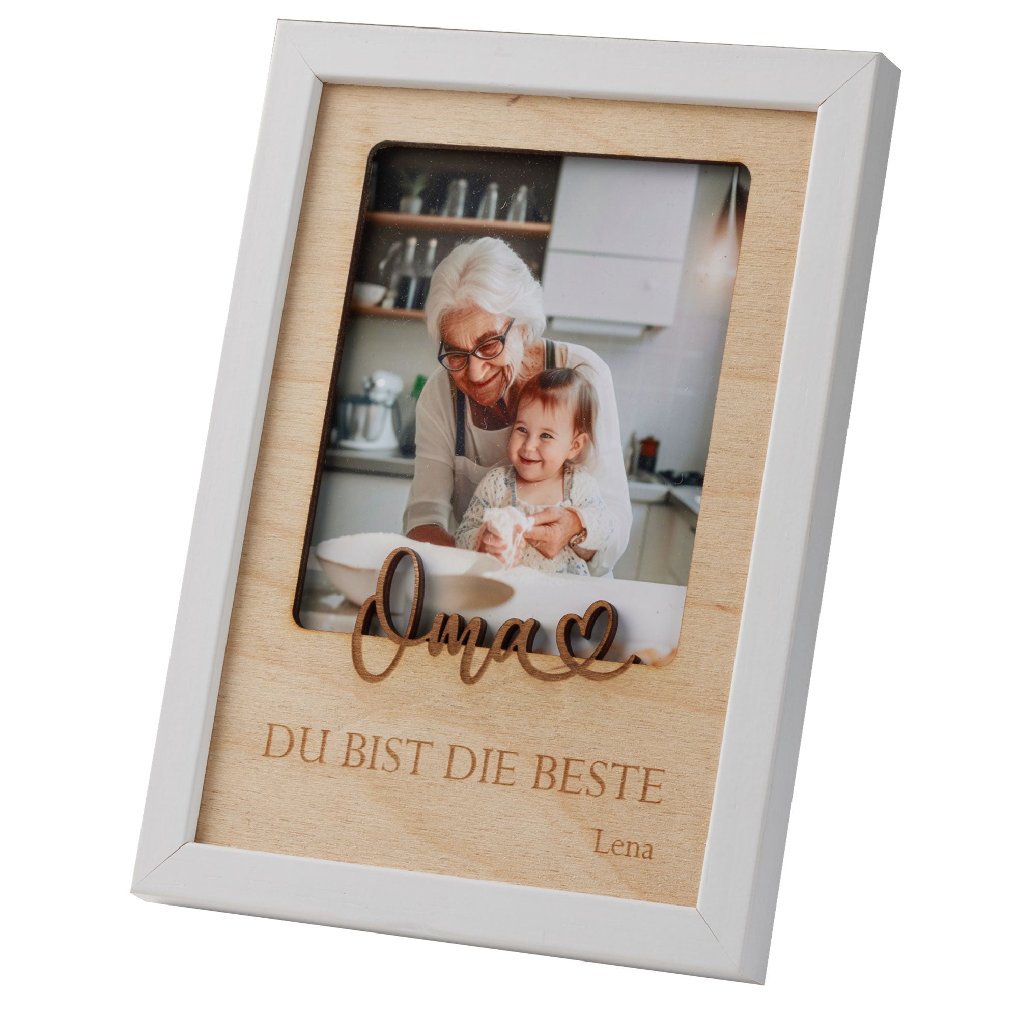 Geschenkidee für Oma – Bilderrahmen mit Gravur und Passepartout freigestellt