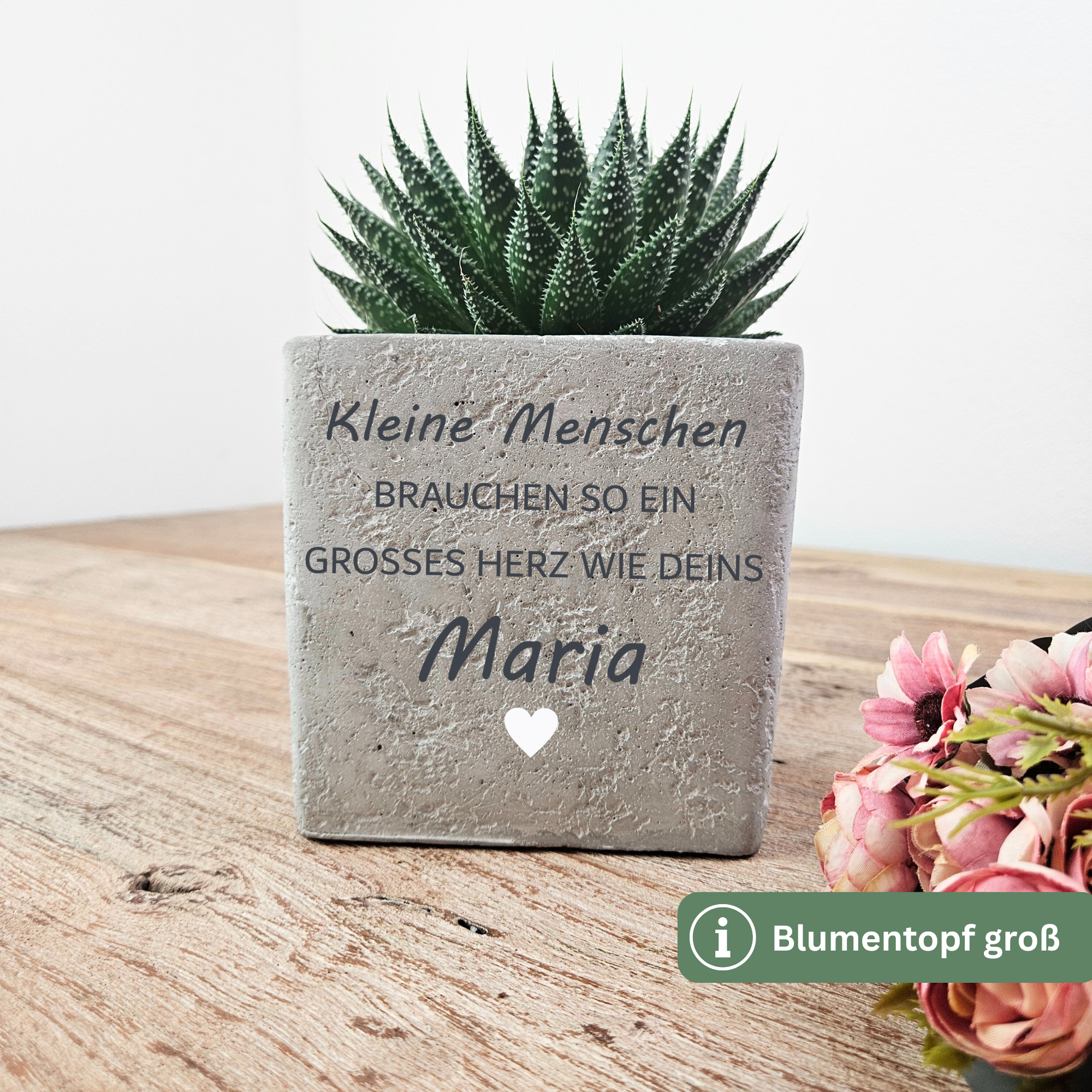 Abschiedsgeschenk Erzieherin personalisiert – Blumentopf aus Beton mit Gravur & 3D Herz - 2 Größen