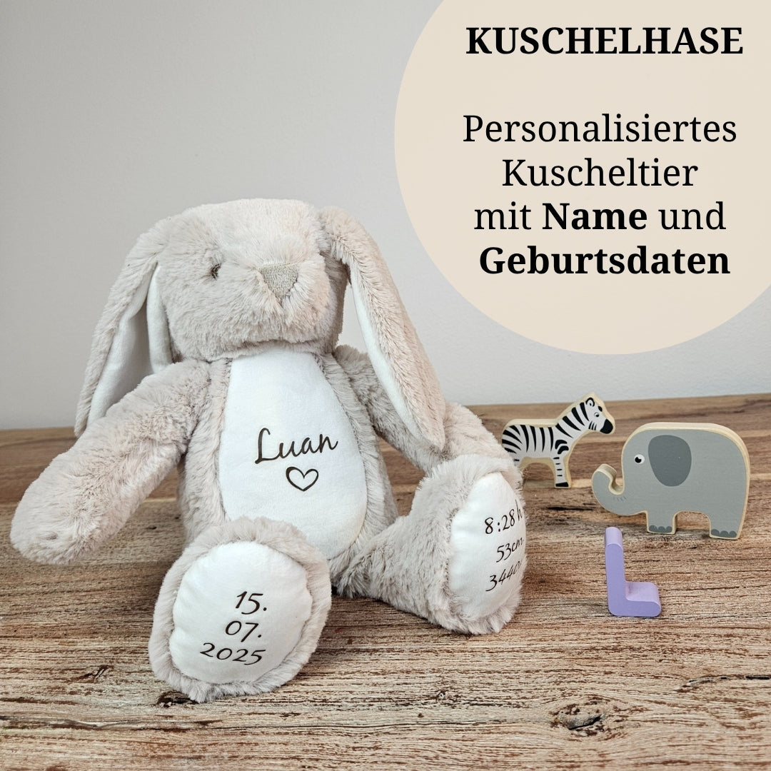 Kuscheltier Hase mit Name und Geburtsdaten – personalisiertes Babygeschenk von mamir home