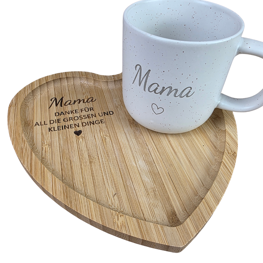 Muttertagsgeschenk für Mama oder Oma – Tasse mit Herztablett | Geschenk für Mama | Danke für all die großen und kleinen Dinge