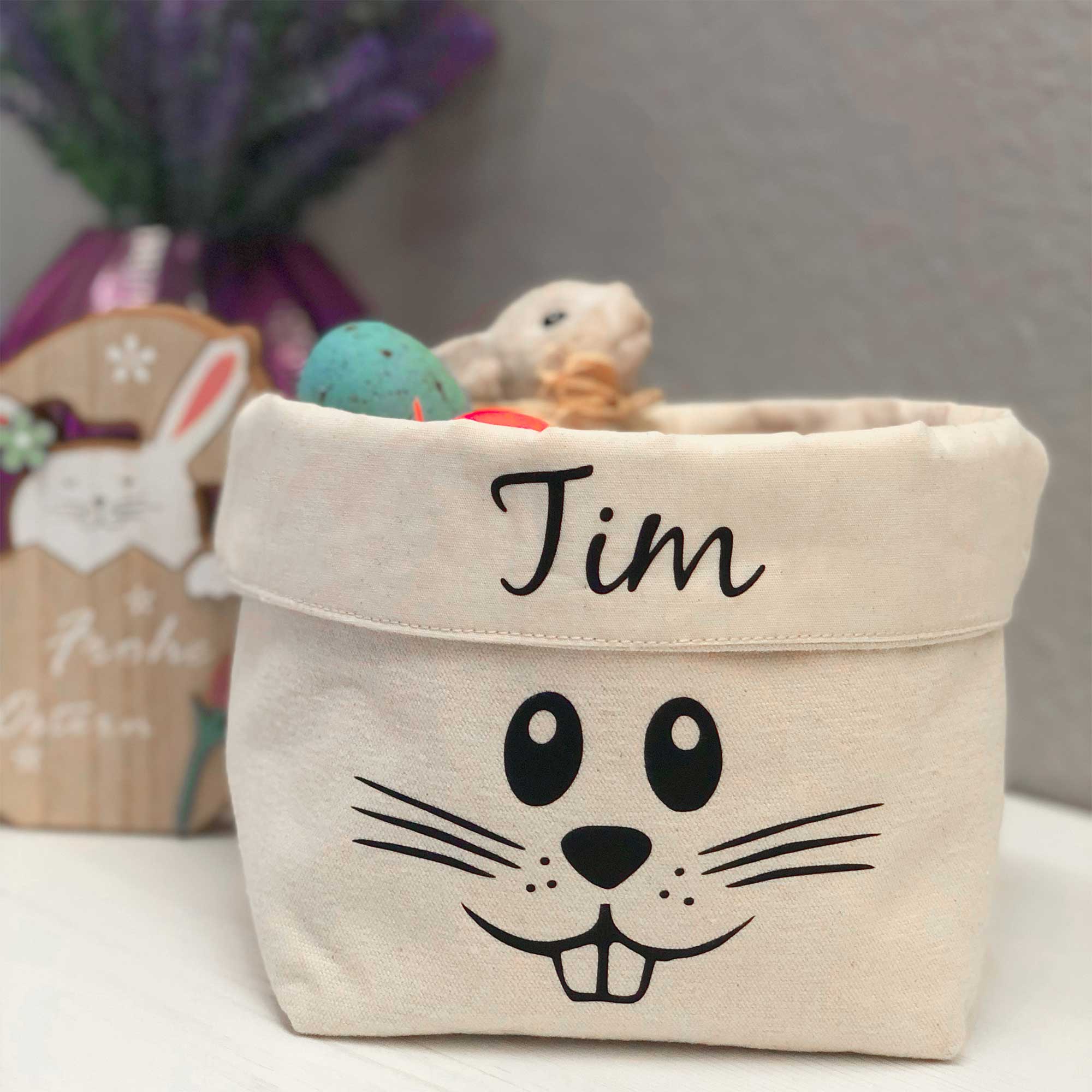 Osternest mit Name, Deko und Osterhase