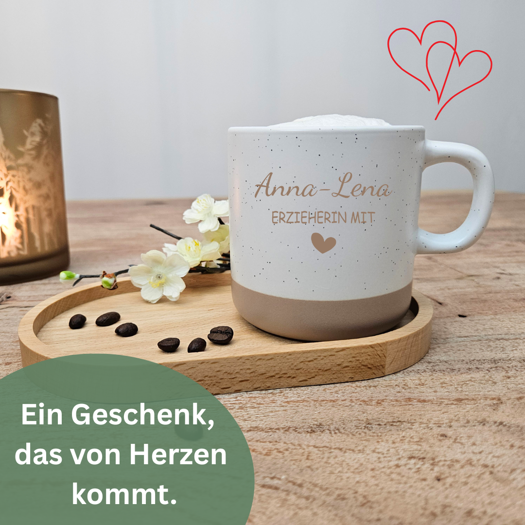 Personalisierte Tasse „Erzieherin mit Herz“ + Name – Abschiedsgeschenk Erzieherin Kita & Kindergarten