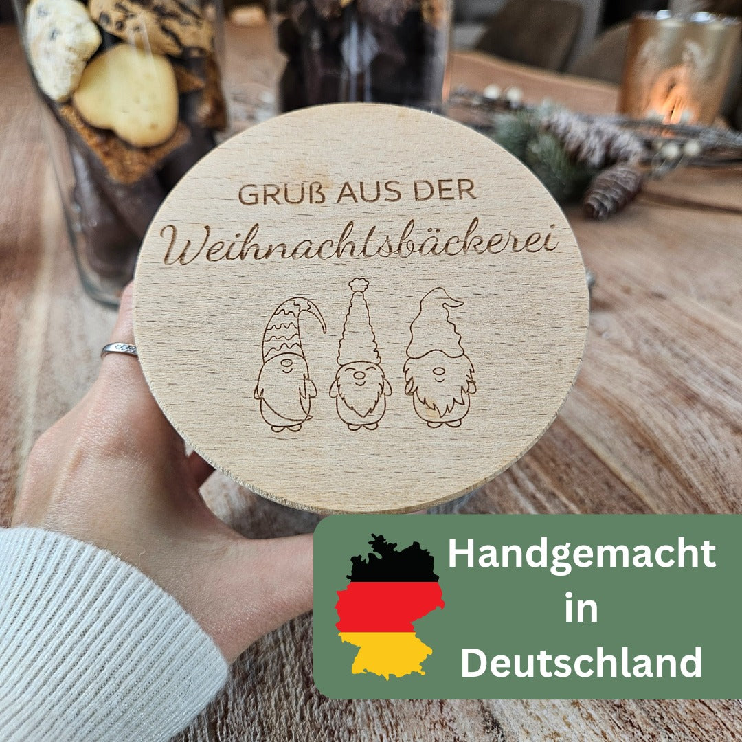 Handgemachte Plätzchendose Weihnachten aus Glas mit Gravur „Gruß aus der Weihnachtsbäckerei“, gefertigt in Deutschland