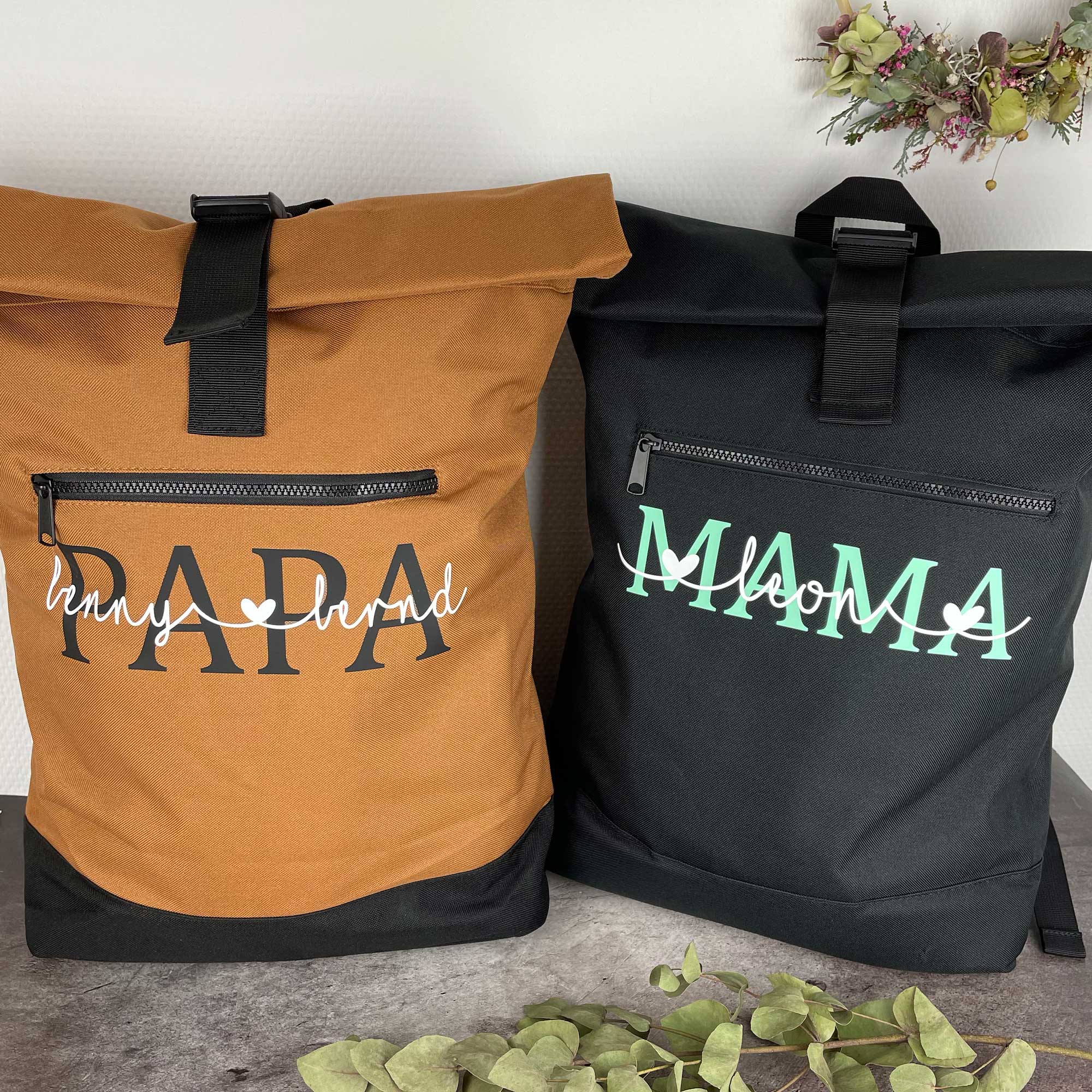 Wickelrucksack personalisiert Damen | Rolltop Rucksack mit Namen für Mama – personalisierter Rucksack für Erwachsene