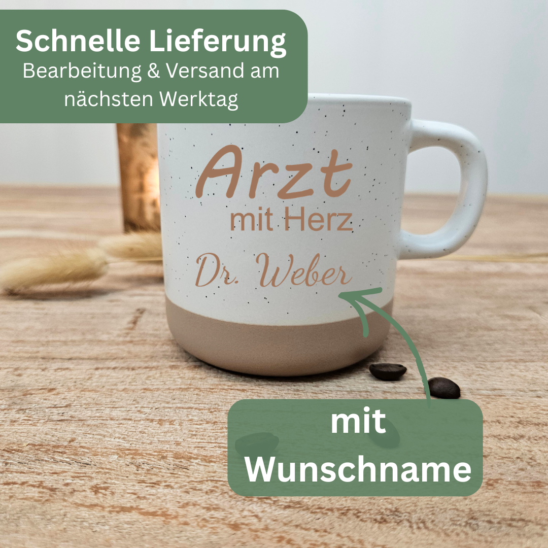 Ärztin mit Herz Tasse personalisiert mit Name – besonderes Dankeschön Geschenk für Arzt oder Ärztin