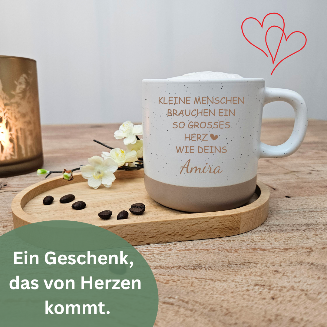 Abschiedsgeschenk Erzieherin – Tasse Erzieherin mit Namen | „Kleine Menschen brauchen so ein großes Herz wie deins“